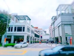 North Bridge Road (D7), Retail #619399491